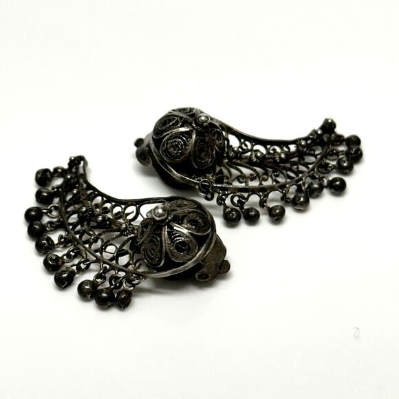 Vintage Oxidized Sterling Silver Earrings Filigree Clip On Climbers Wings Leaf - Picture 2 of 10